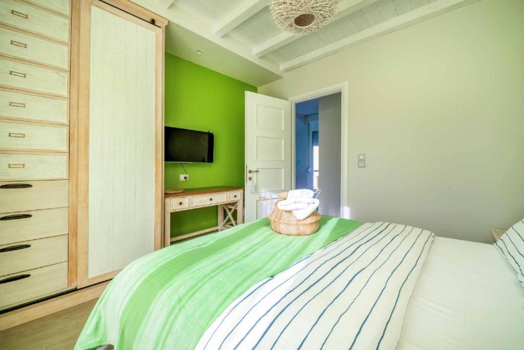 Seabreeze Villa - With Jacuzzi & Heated Pool Mastichari  Exteriér fotografie